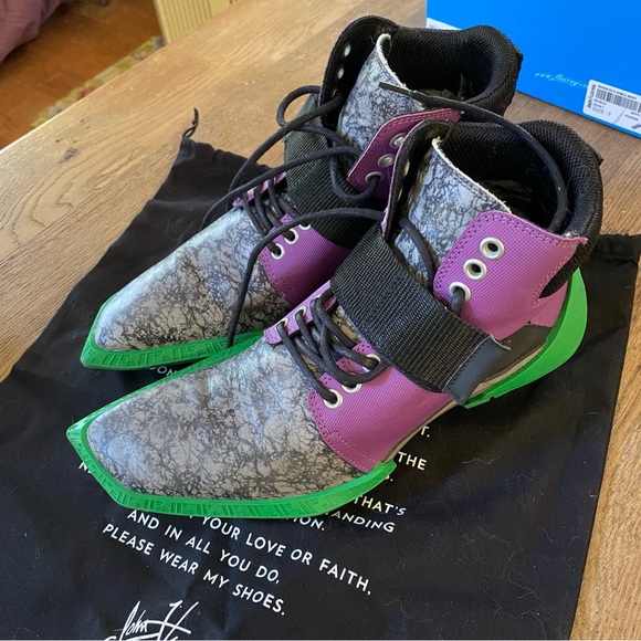 John Fluevog X Star Trek Manifold Witness hi top shoes w/ dustbag and box - Picture 5 of 9